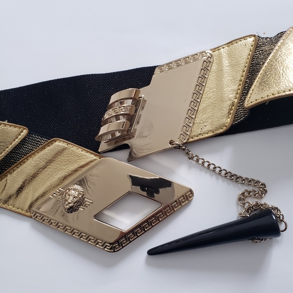 Elasticized Cinch Belt with Latch and Chain - Picture 9 of 16